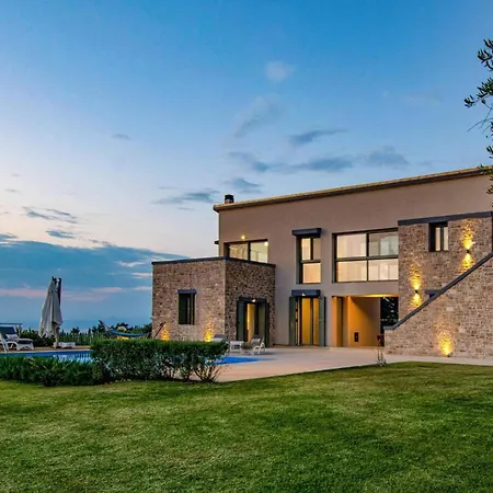 Cypressa By * Kalamítsi