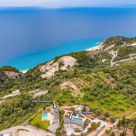 Villa Cypressa By